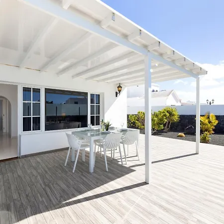 Willa Casa La Graciosa 2a 2 By Escape *