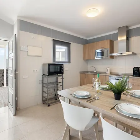 Casa La Graciosa 2a 2 By Escape