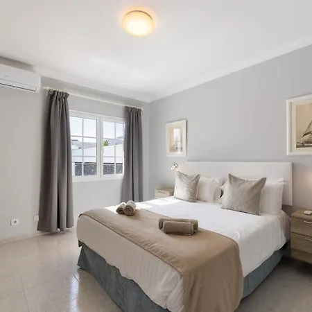 Casa La Graciosa 2a 2 By Escape *