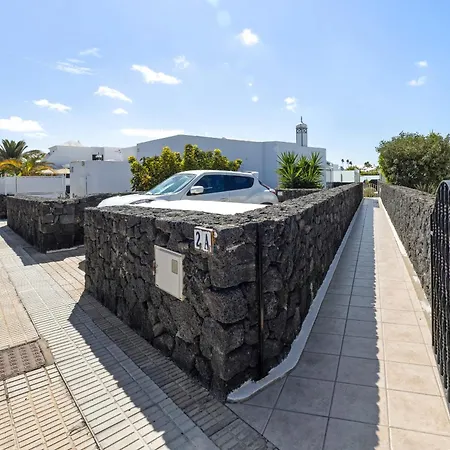 Casa La Graciosa 2a 2 By Escape Puerto del Carmen (Lanzarote)